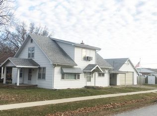 469 N Washington St, Kahoka, MO 63445