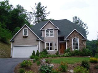 535 Sorrento Knolls Dr, Blowing Rock, NC 28605