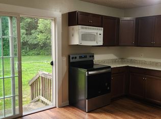 3 Campbell Dr #3, Canterbury, CT 06331