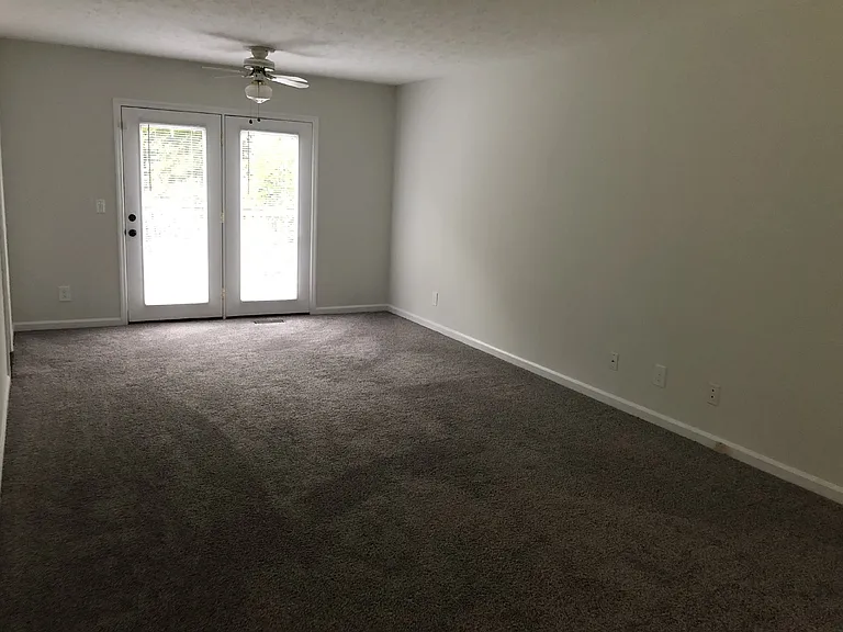 514 Fisk Rd — Photo 3