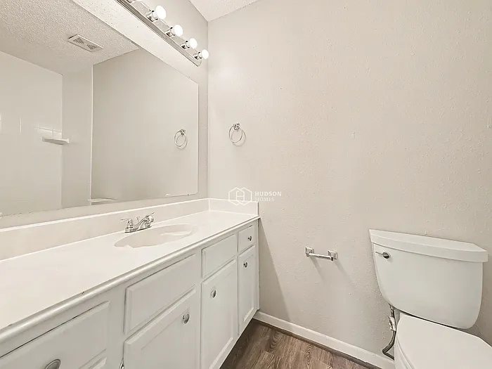 9415 Wallingham Dr — Photo 21