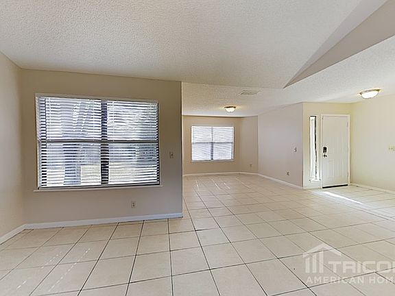 4th image of 8157 Great Valley Trl