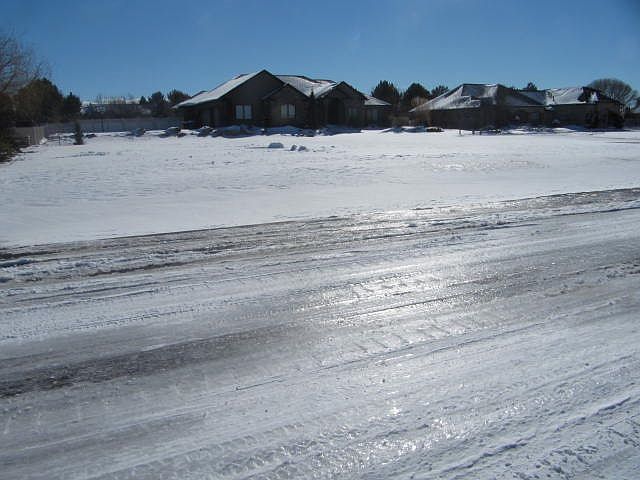 2nd image of 2340 Candleridge Dr