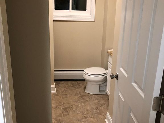 2nd image of 30 John St Floor 2