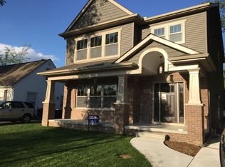 3060 Bacon Ave, Berkley, MI 48072