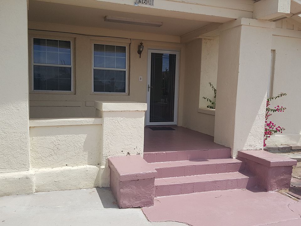 Entrance front of the house