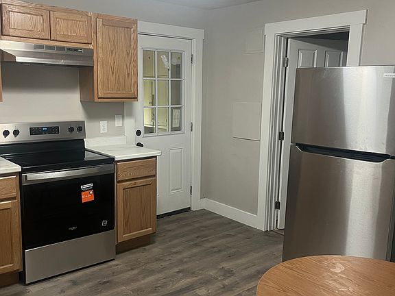 3rd image of 121 W Williams Ave #1