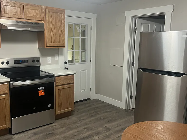 121 W Williams Ave #1 — Photo 3