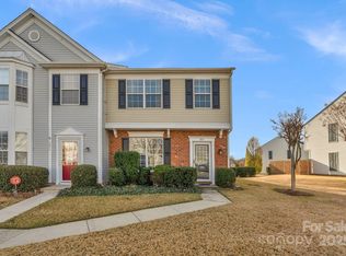 3213 Mannington Dr, Charlotte, NC 28270
