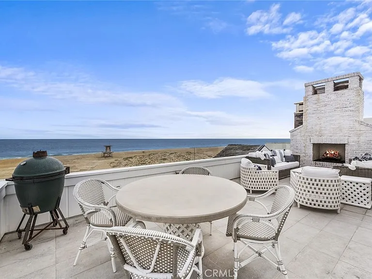 2148 E Oceanfront — Photo 57