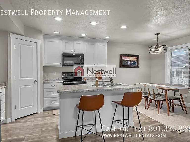 906 N Apple Seed Ln — Photo 4