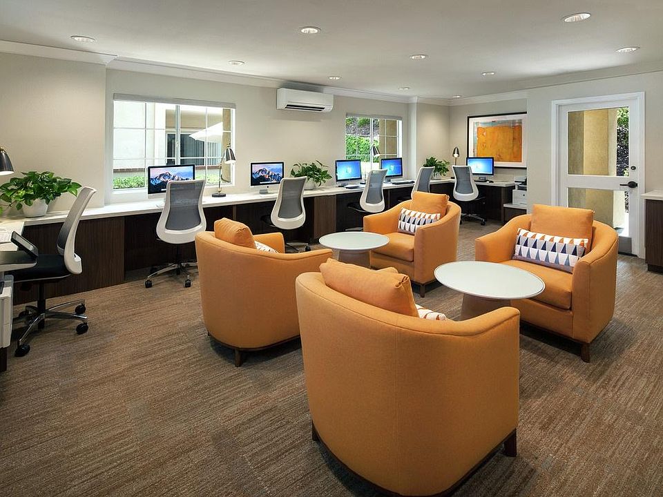 i-Lounge