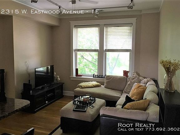 5th image of 2315 W Eastwood Ave #1E