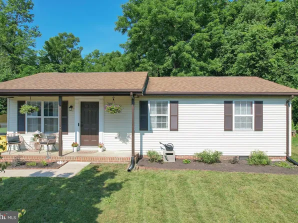 168 Dexter Dr, Martinsburg, WV 25405