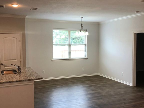 4th image of 6913 Vernado Dr