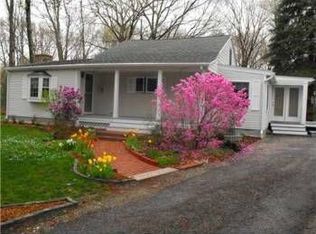 176 Jenckes Hill Rd, Lincoln, RI 02865