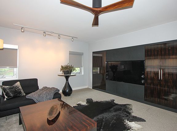 5th image of 1531 Forest Ave APT 2