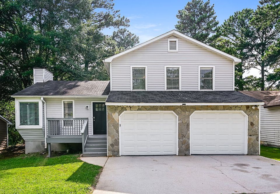 1st image of 2093 Phillips Rd