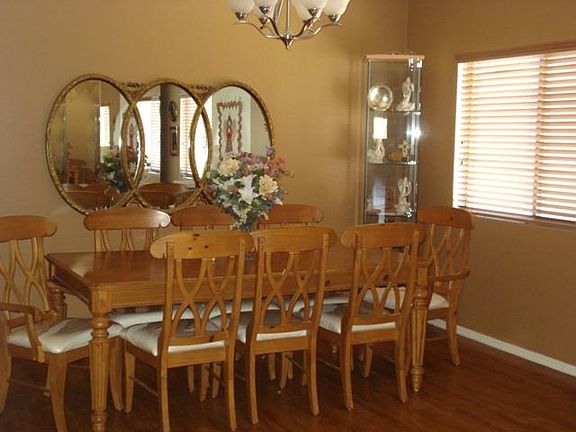 3rd image of 2262 N Santiana Lane