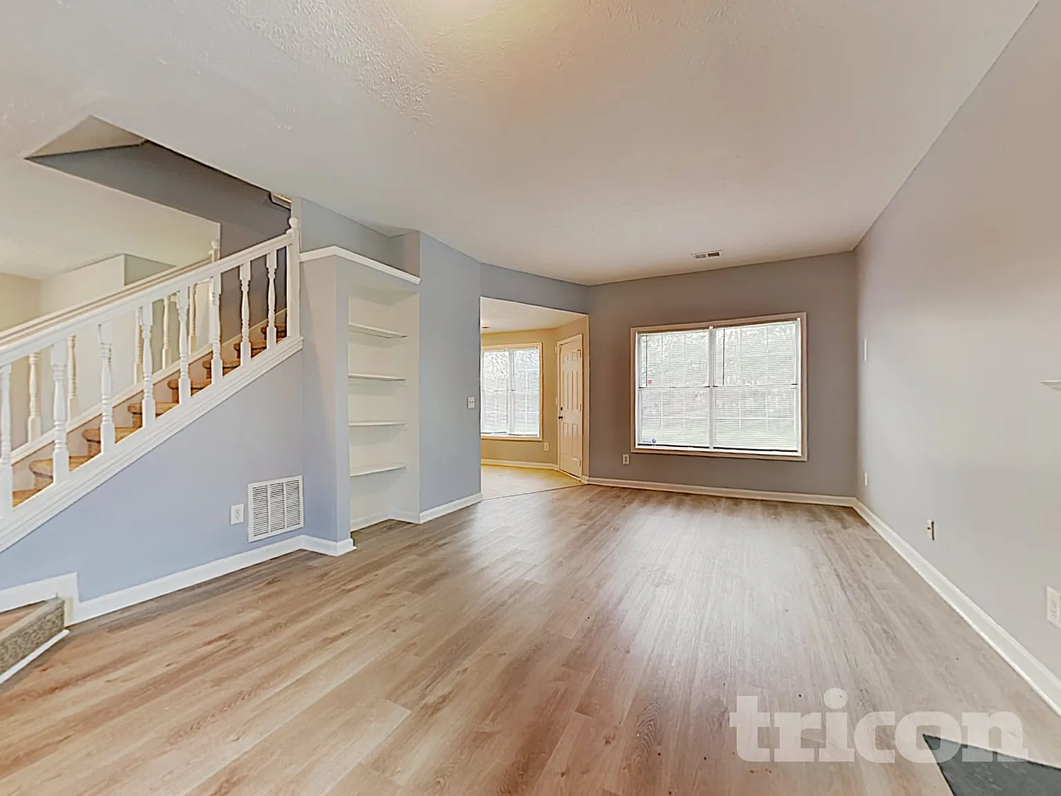 5221 Oaktree Trail Lithonia GA — Photo 3