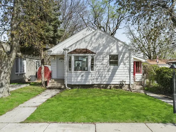 2616 122nd St, Blue Island, IL 60406