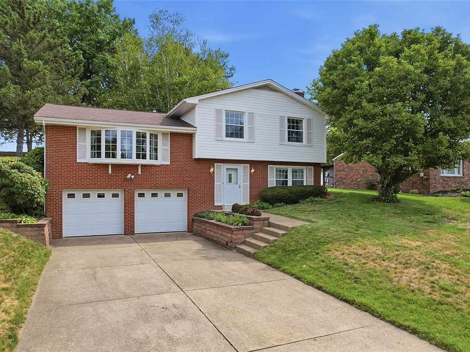 1st image of 225 Princeton Dr