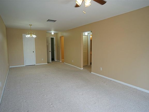 3rd image of 4610 W GRAY STREET #307
