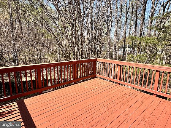 3rd image of 7914 Forest Path Way