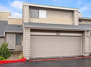 332 Flower Ln, Vista, CA 92083