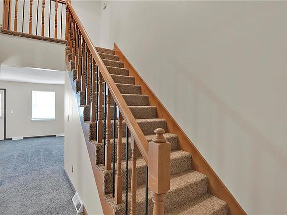 2nd image of 7003 Orchard St
