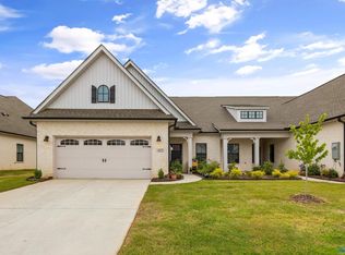 423 Raleigh Elm Dr SW, Huntsville, AL 35824