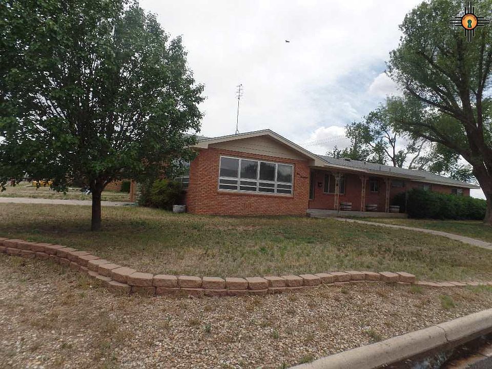 1st image of 100 Yucca Dr