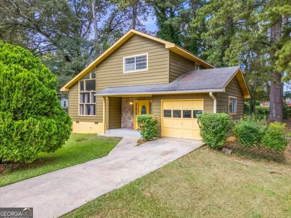 399 Emmett St, Riverdale, GA 30274