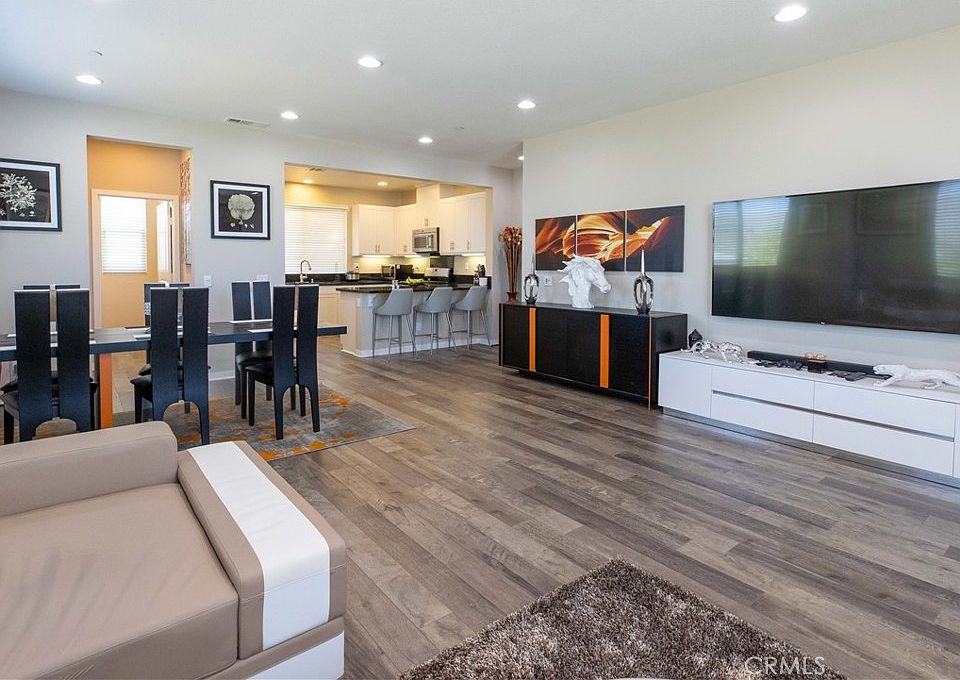 1st image of 5786 Acacia Ln