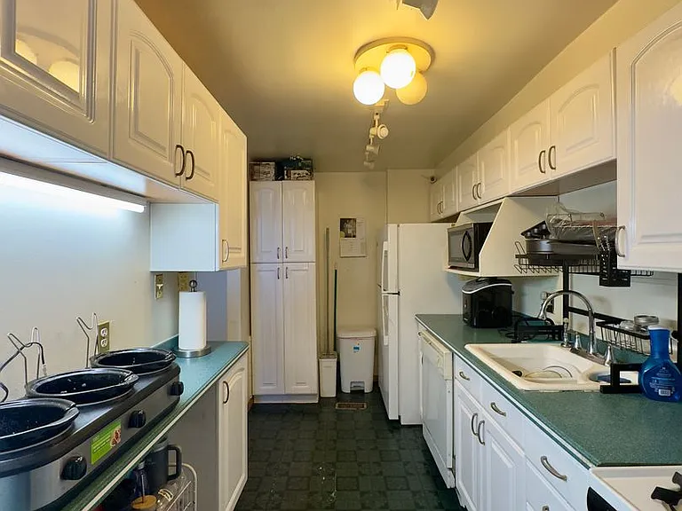 5731 Denwood Ave — Photo 5