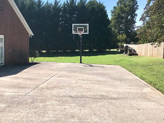 5th image of 11734 S Williamsburg Dr