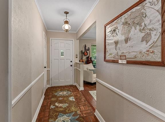3rd image of 7637 La Sobrina Dr
