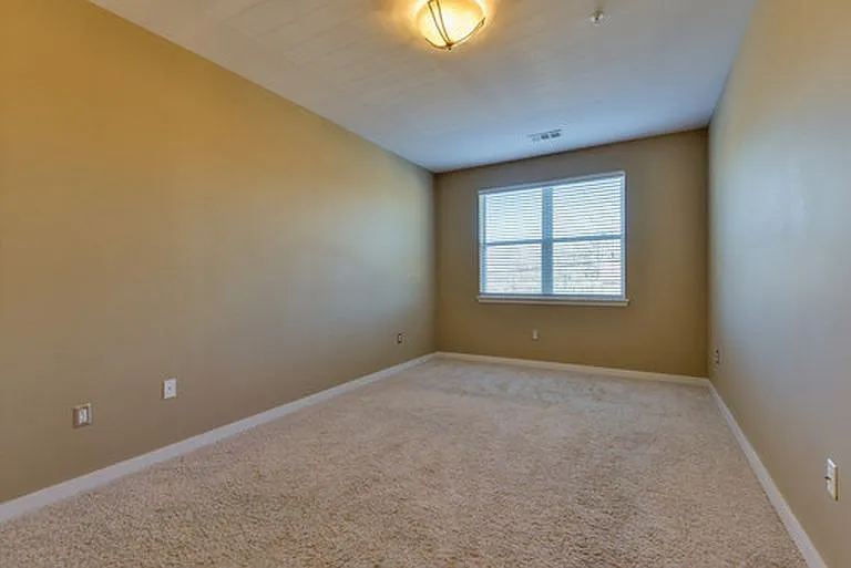 3000 Vanderbilt Pl #443 — Photo 18