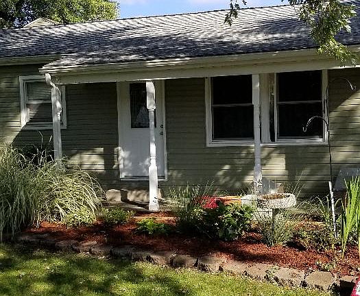 2nd image of 606 Laramie Trce