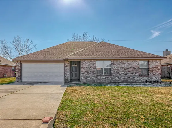 8714 Garrett St, Needville, TX 77461