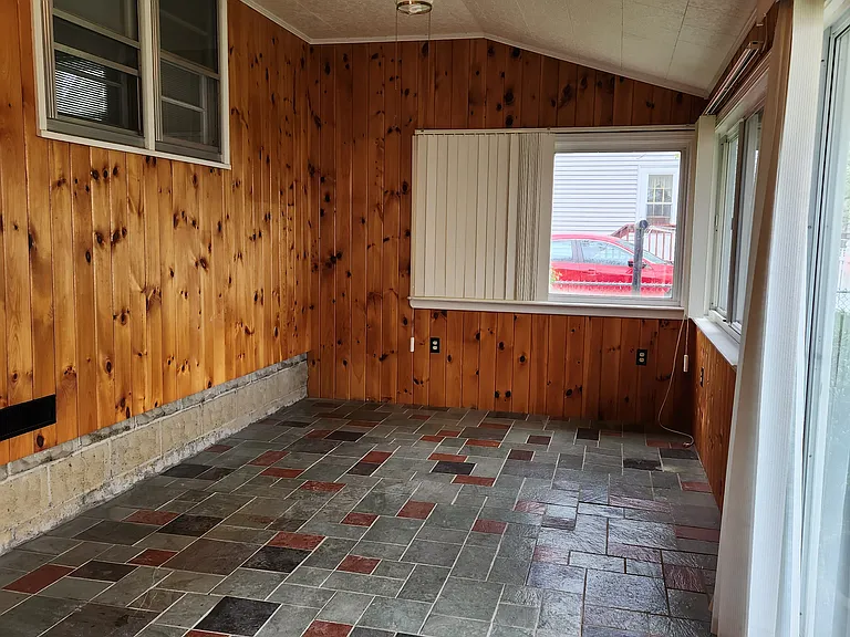 6 Williams St — Photo 4