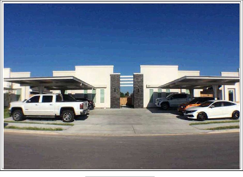 2nd image of 3421 Sahara Drive