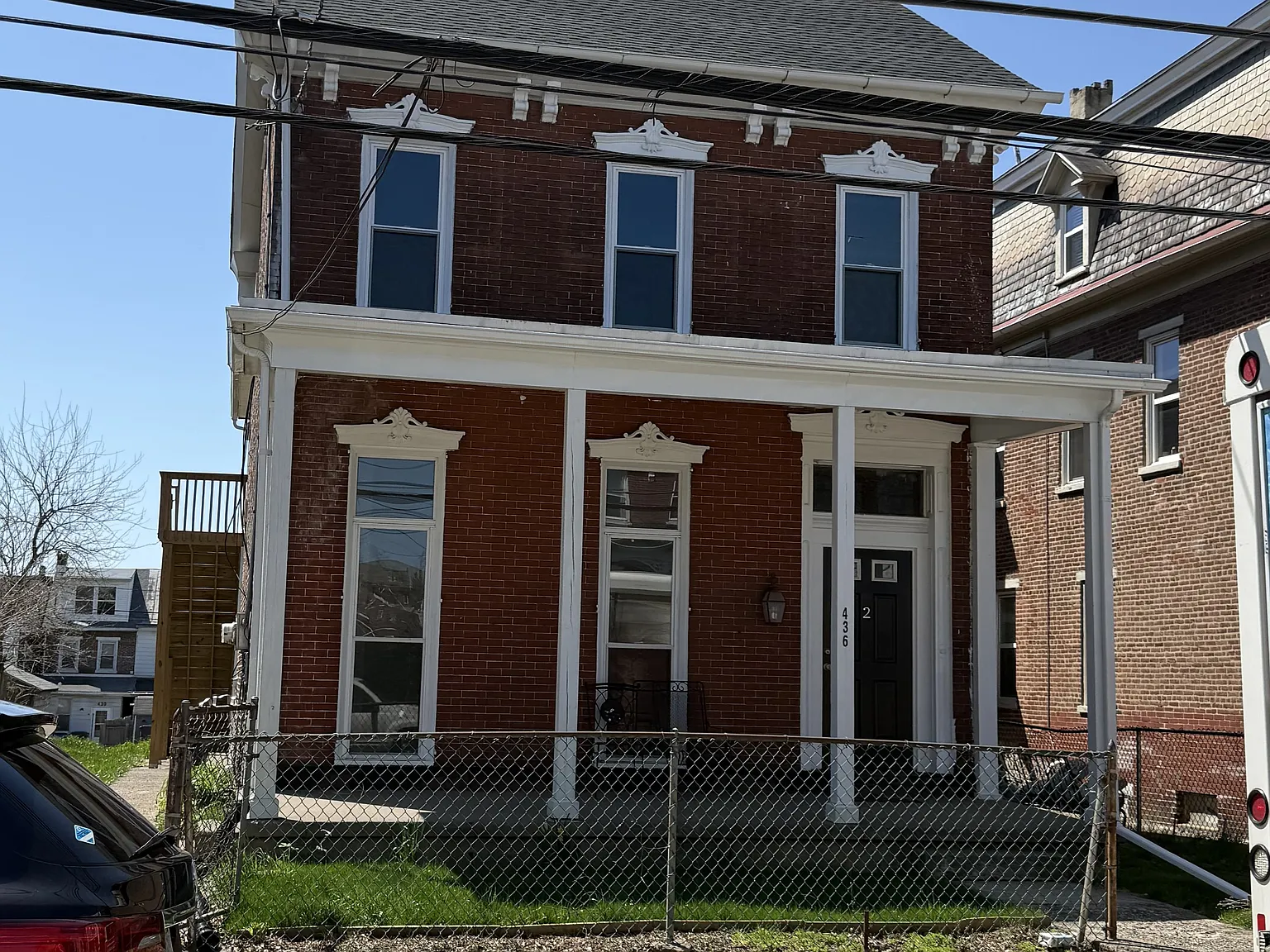 436 South St — Photo 1