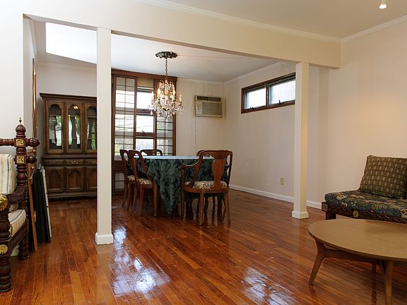 2nd image of 855 Bruce Dr