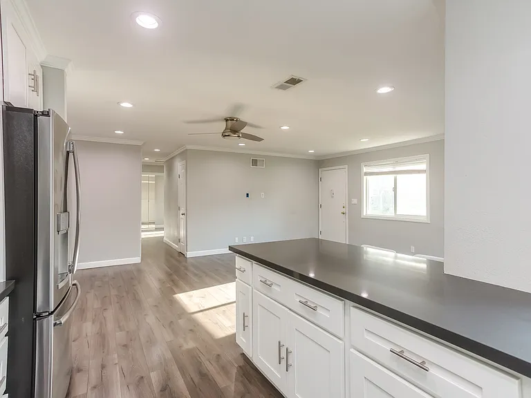 2297 Warfield Way #A — Photo 11
