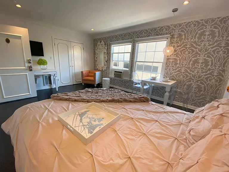 1728 El Cerrito Pl #8 — Photo 6