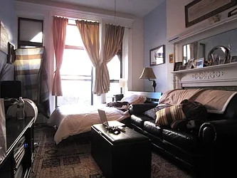 Rented by Apartments by Us