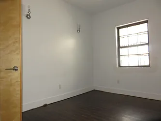 Rented by Rennit Inc.