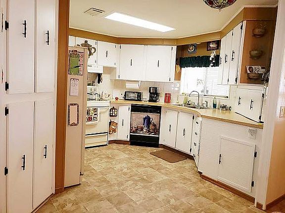 4th image of 8775 20th St Lot 50