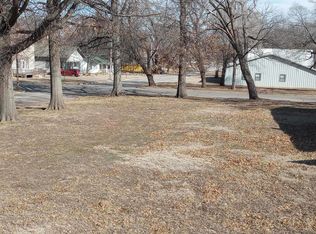 301 S High St, El Dorado, KS 67042